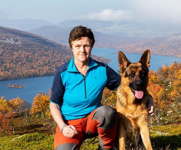 Eva Jarkenstedt Fjalledare med hund