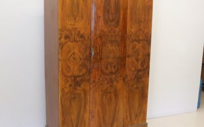 Klädskåp Art Deco plymmahogny