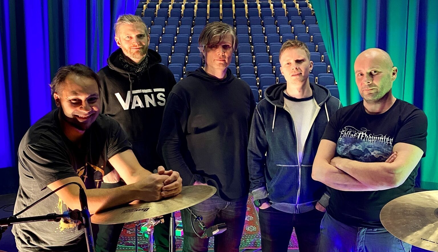 Bandet Moped poserer