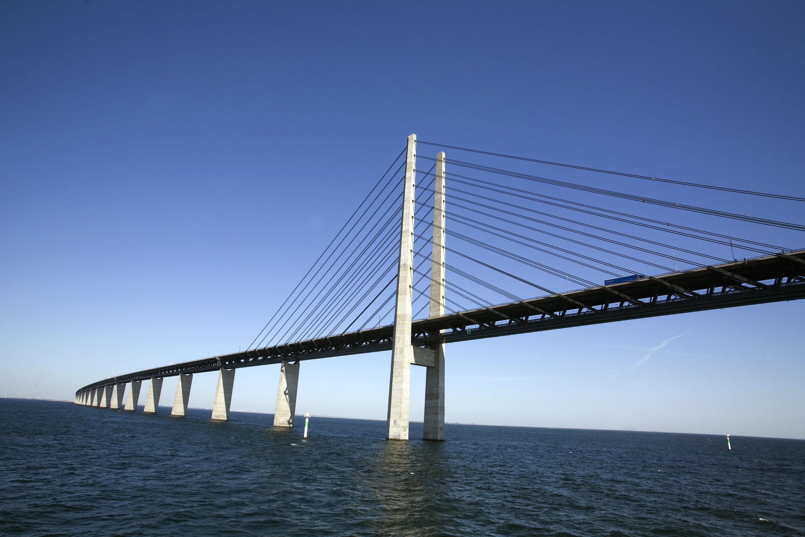 seaside view of the bridge

unrestricted