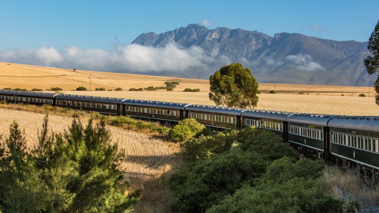 Amalgamated Travel Production - traveling with Rovos Rail in Hiedelberg Mountains