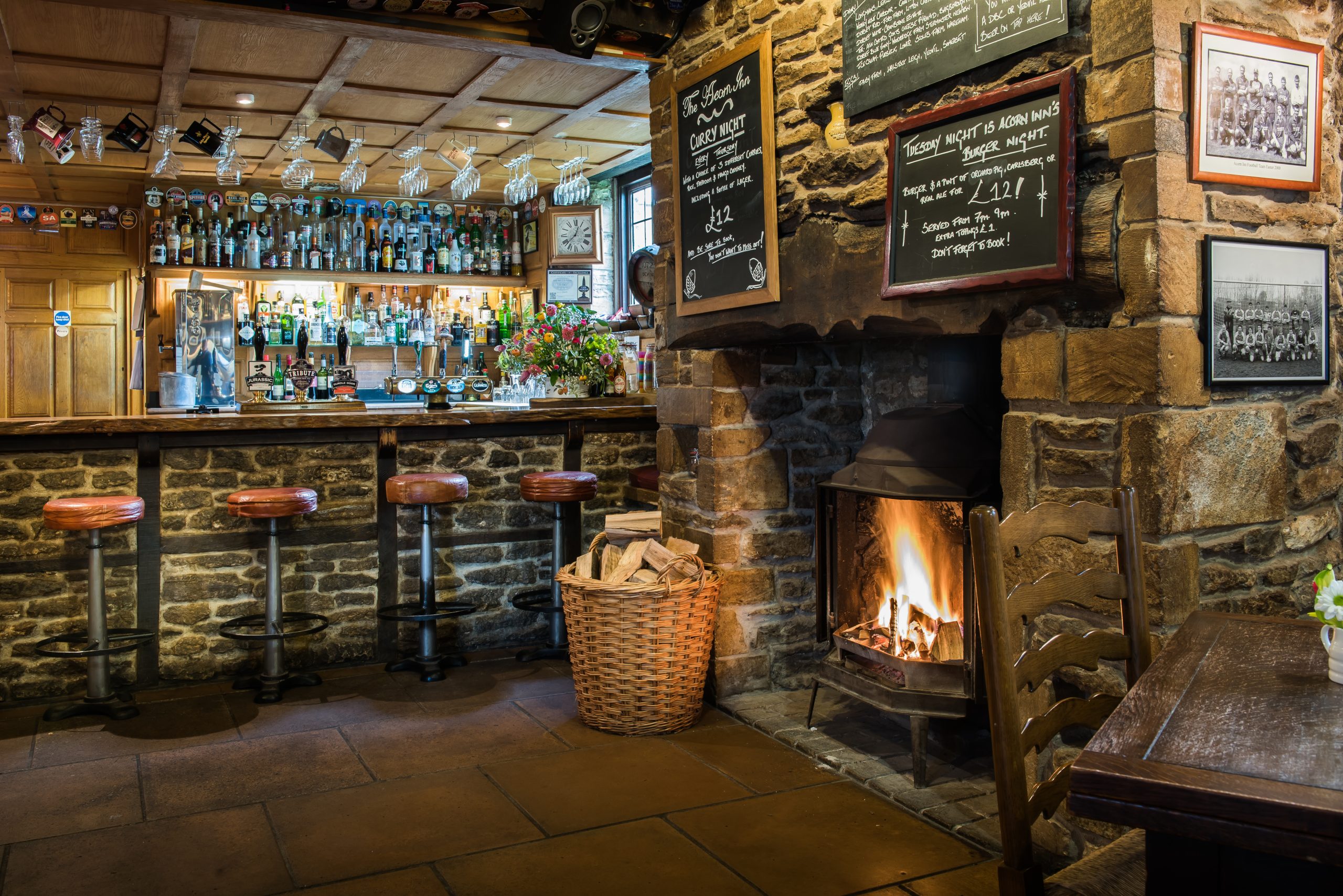 The Acorn Inn bar in Everhsot, Dorset.The Bar at The Acorn Inn