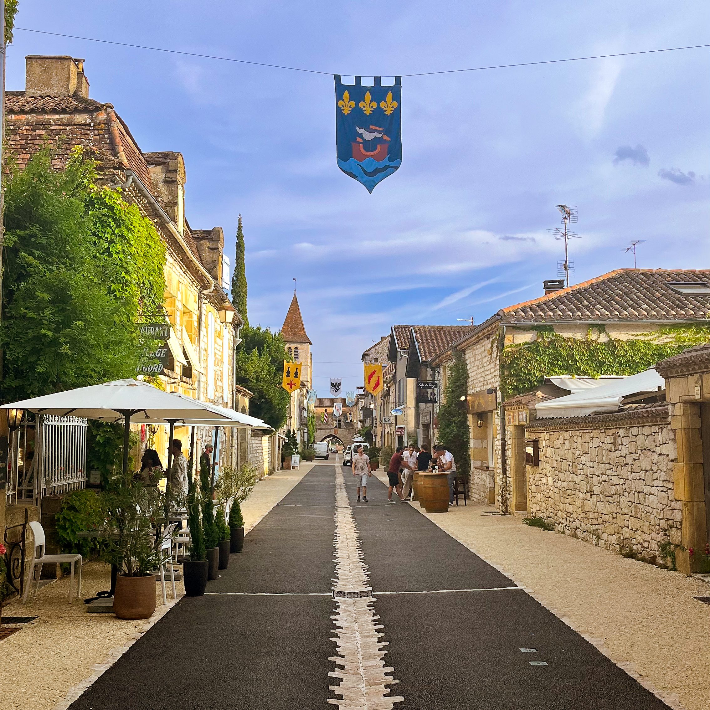 Monpazier Dordogne main street