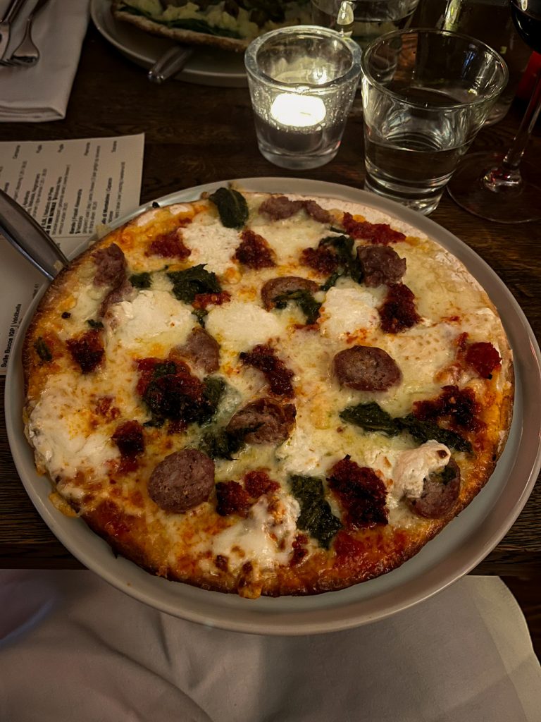 Calabrese pizza at De Italiaan, Amsterdam