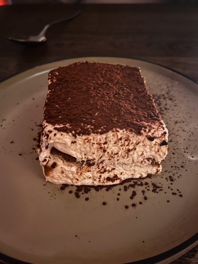 Tiramisu pizza at De Italiaan, Amsterdam