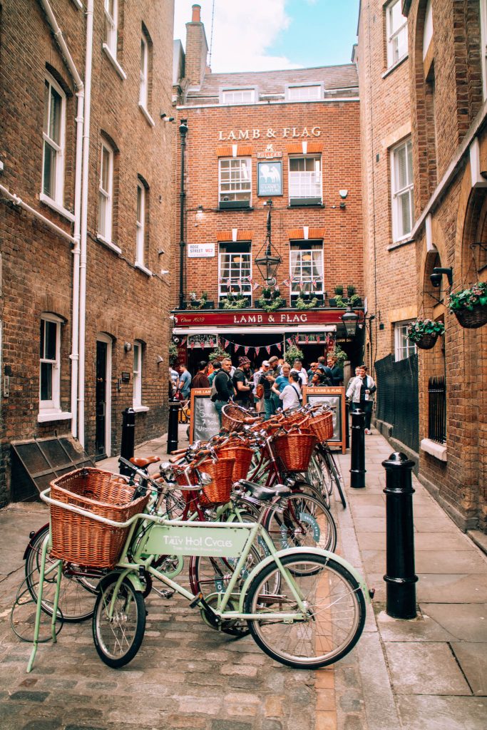 Alley with pub and bicycle in Covent Garden, London, United Kingdom