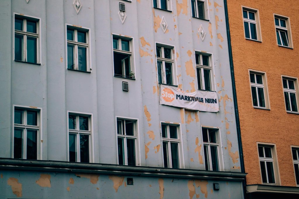 Stop Markthalle Neun sign, Berlin Germany