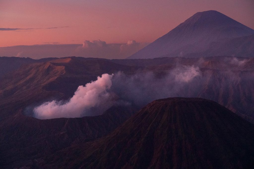 A Mount Bromo Travel Guide with Gluten Free Tips A Mount Bromo Travel Guide with Gluten Free Tips - sunrise