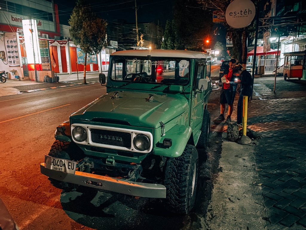 A Mount Bromo Travel Guide with Gluten Free Tips A Mount Bromo Travel Guide with Gluten Free Tips - midnight coffee