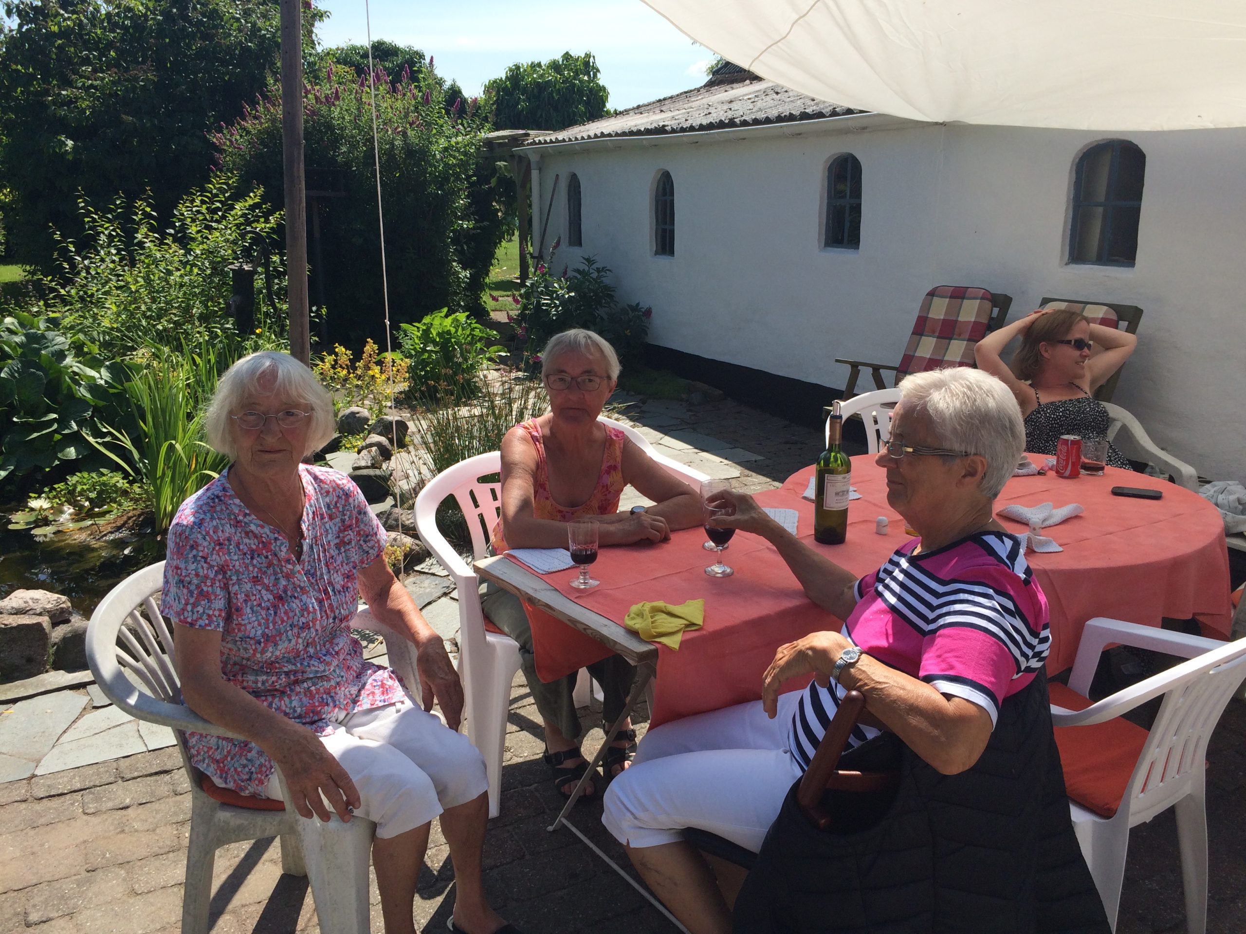 Inga, Dora og Christa til Ingas 80 års fødselsdag - andersgodtfred.dk - Foto: Anders Godtfred-Rasmussen