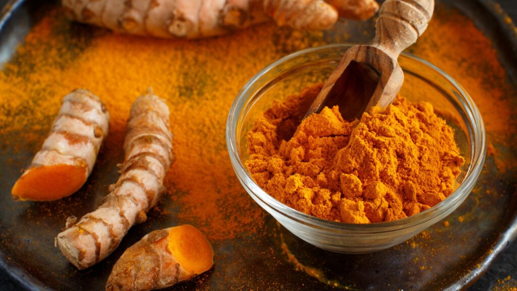 benefici delle spezie curcuma