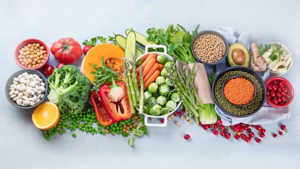 Come seguire una dieta vegana equilibrata e sana gruppi alimentari chiave