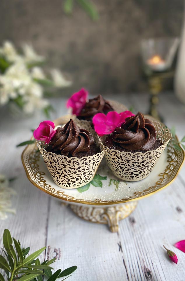 gluten-free-chocolate-cupcakes-angelas-heaven