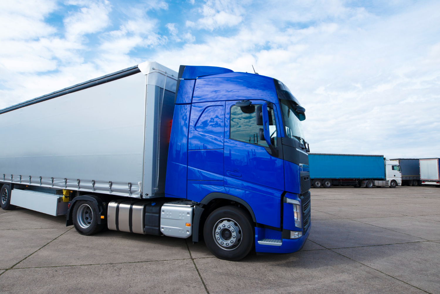 truck-long-vehicle-ready-delivering-transport