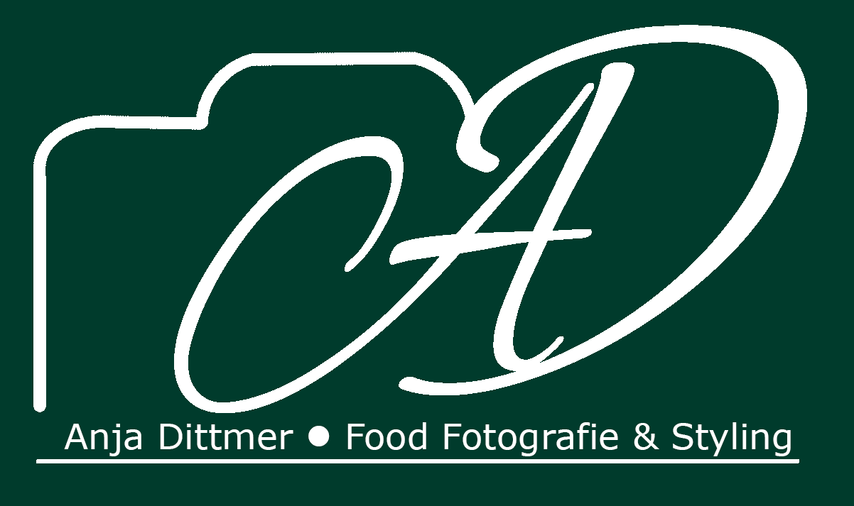 Anja Dittmer Food Fotografie & Styling Logo quer 2
