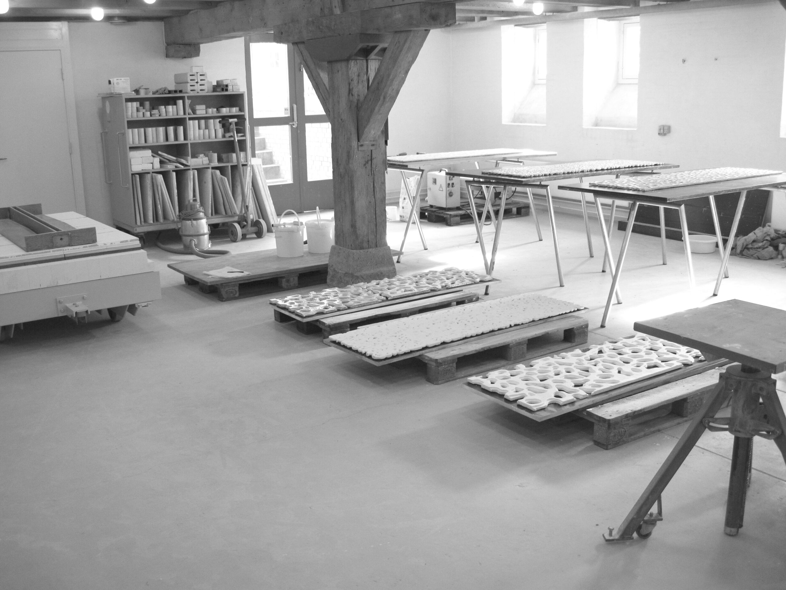 Me at the Danish Art Workshops creating Glazed Concrete Panels – for Scaled-up, thin, bendable facades blending art and science. 1