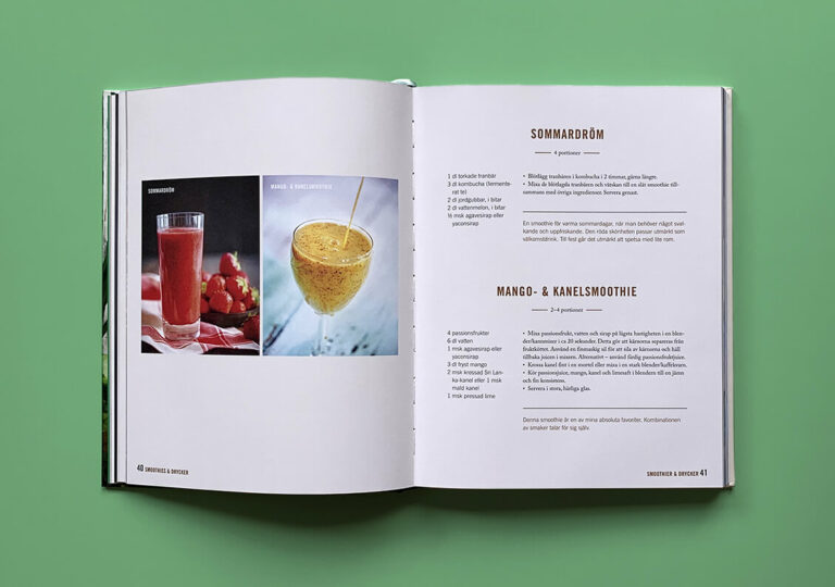 Uppslag med recept på mango- och kanelsmoothie samt smoothien "Sommardröm" i boken "En grön kärleksaffär"