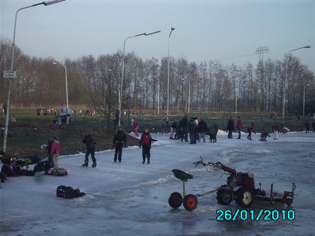 IJsbaan bij de Haven in Annen