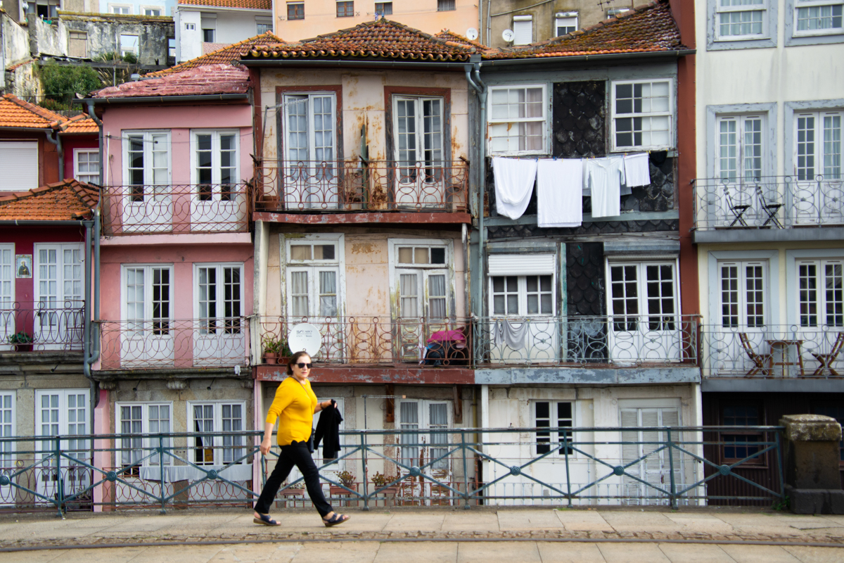 Portugal Porto coloured houses- 1200px