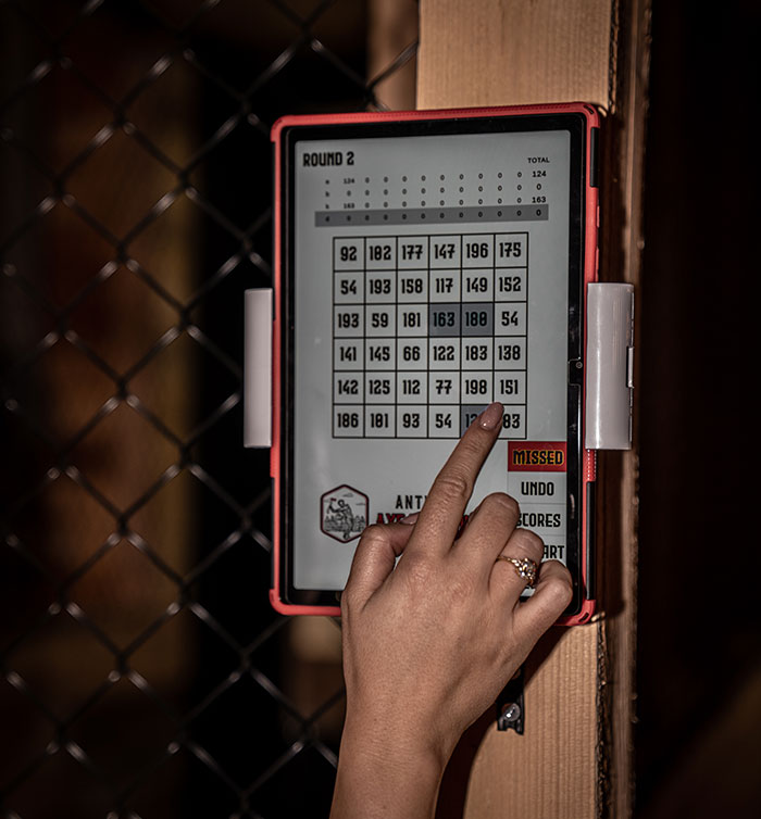 game-tablet-antwerp-axe-throwing