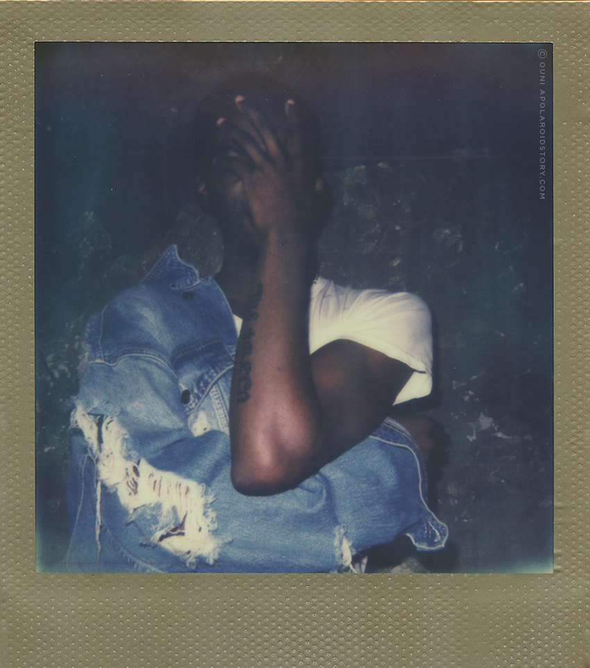 GOLDLINK A POLAROID STORY POLAROID 