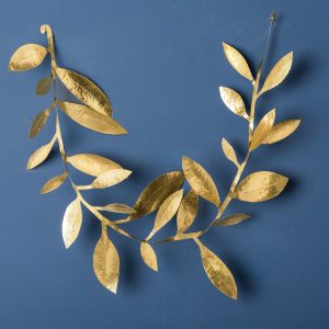 Garland, Brass