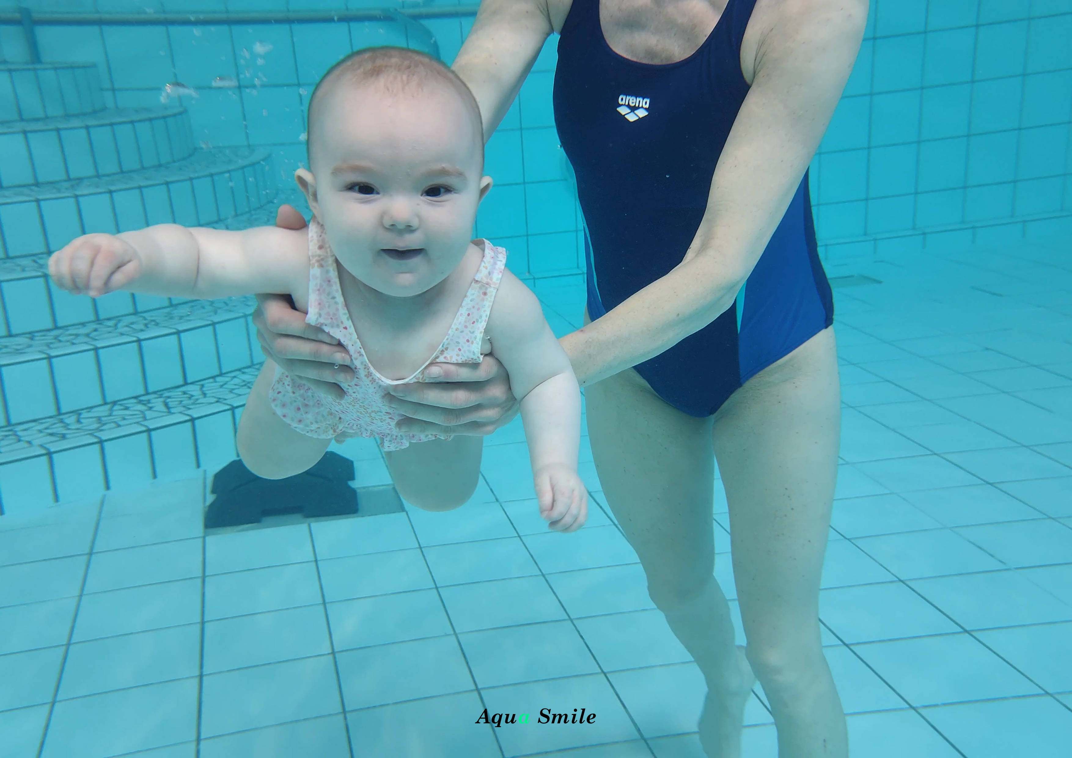 Babysvømning onsdag kl. 12.00 – 12.30 periode 1 2022/23 – Aqua Smile
