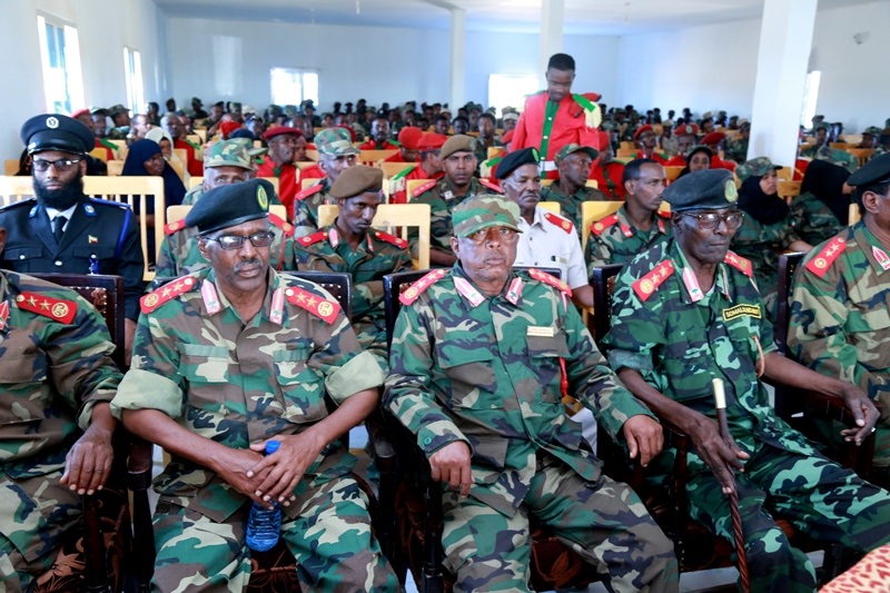 Madaxweynaha Jamhuuriyadda Somaliland, Mudane Muuse Biixi Cabdi oo deegaanka Darar-weyne ka furay Layliga Saraakiisha Ciidan 20 Nov 2019.