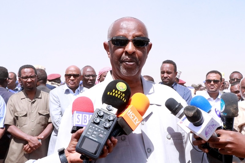 Wasiirka Arrimaha Gudaha Somaliland Maxamed Kaahin oo ka hadlaya Aaska Taliyihii Booliska Somaliland 2 Nov 2019,Hargeysa.