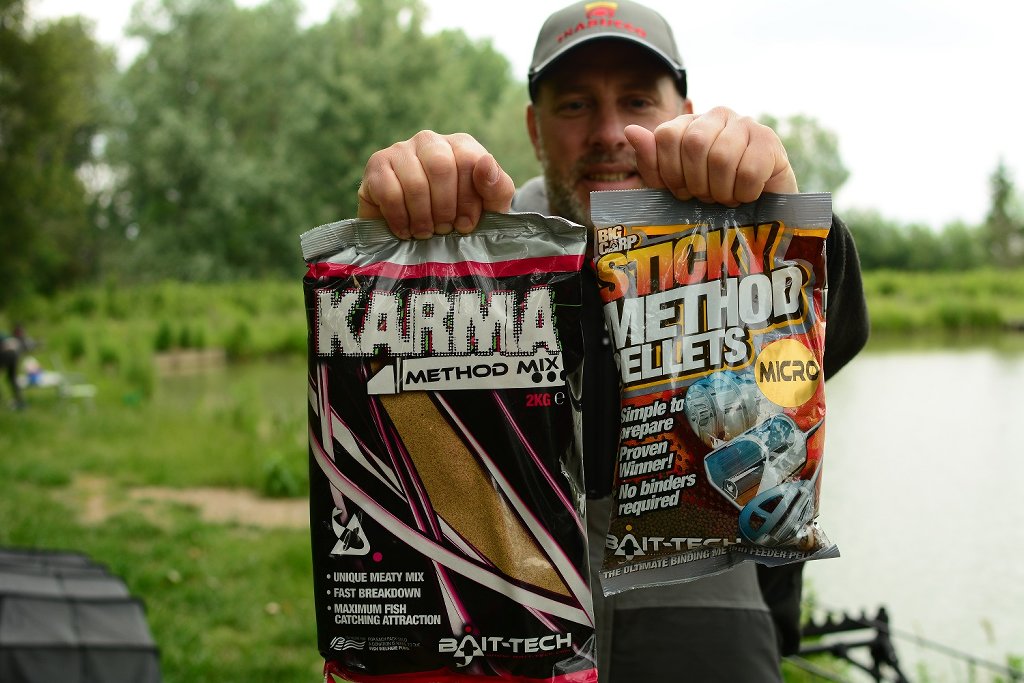 De 6 en 8 mm Bait-Tech Carp & Coarse Pellets werden voor het voeren en vissen met de pellet waggler ingezet.