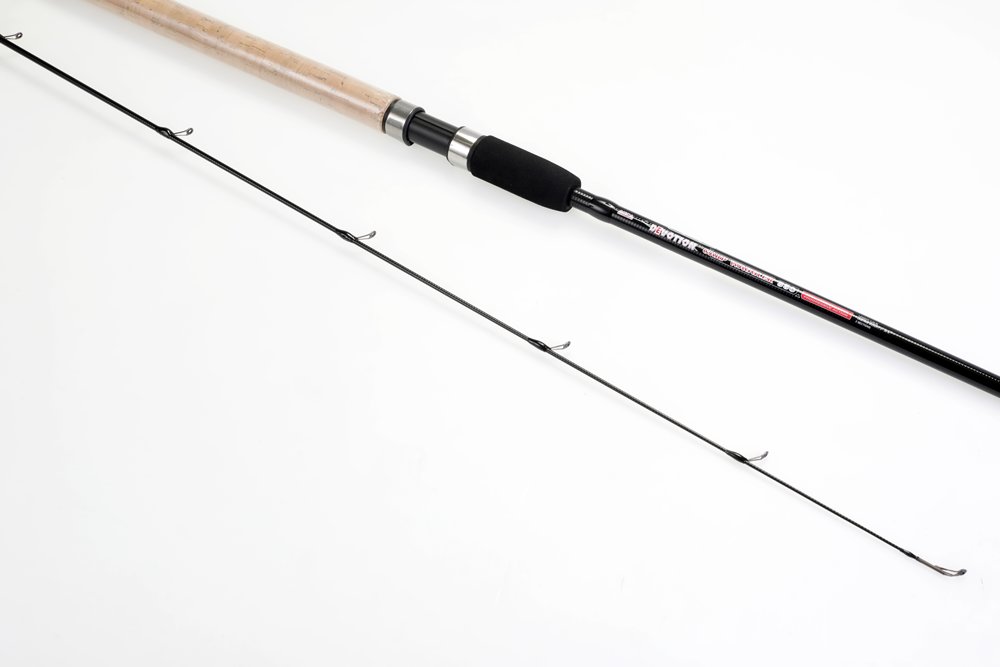 De tweedelige, 330 cm lange hengel is optimaal ontworpen voor het vissen met de wagglerdobber op karper.