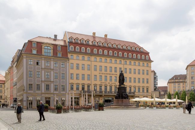 Nyproduktion i klassisk tradition i Dresden.