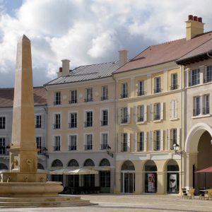 Place de Toscane strax utanför Paris (2002)