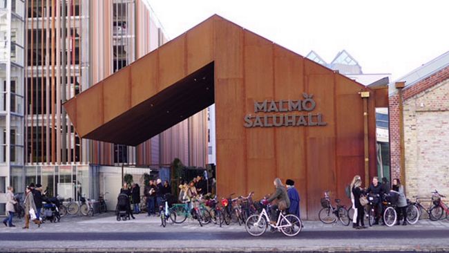 Är Malmö saluhalls rostparasit Sveriges fulaste nya byggnad?