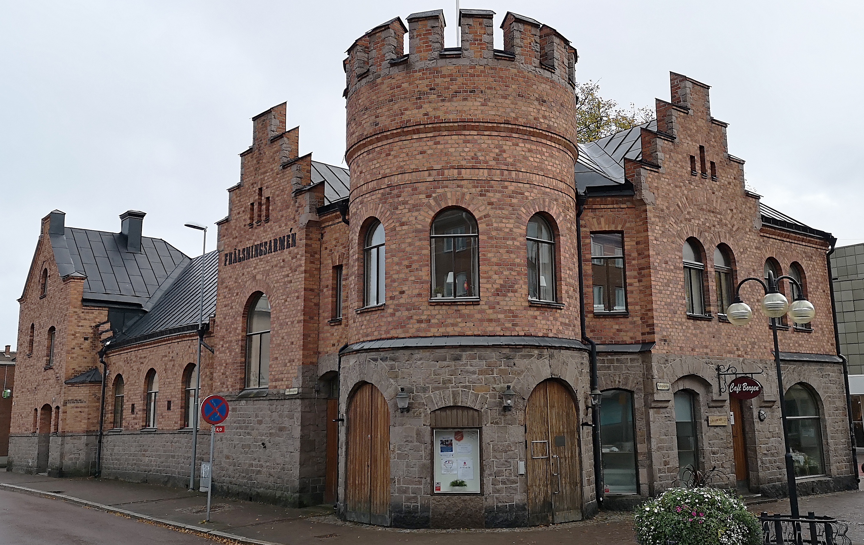 Är borgenbyggnaden i Kristinehamn Sveriges vackraste byggnad genom tiderna?