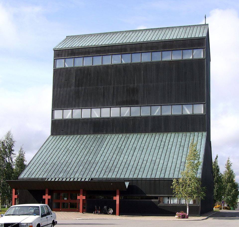 Haparanda kyrka är Norrlands fulaste byggnad.