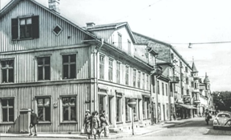 Pittoreska trähus revs i Arvika när Värmlands fulaste byggnad skulle uppföras.