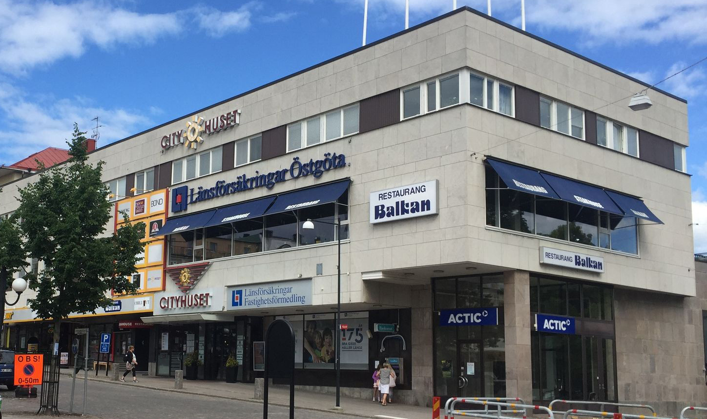 Är cityhuset i Motala Sveriges fulaste byggnad genom tiderna?