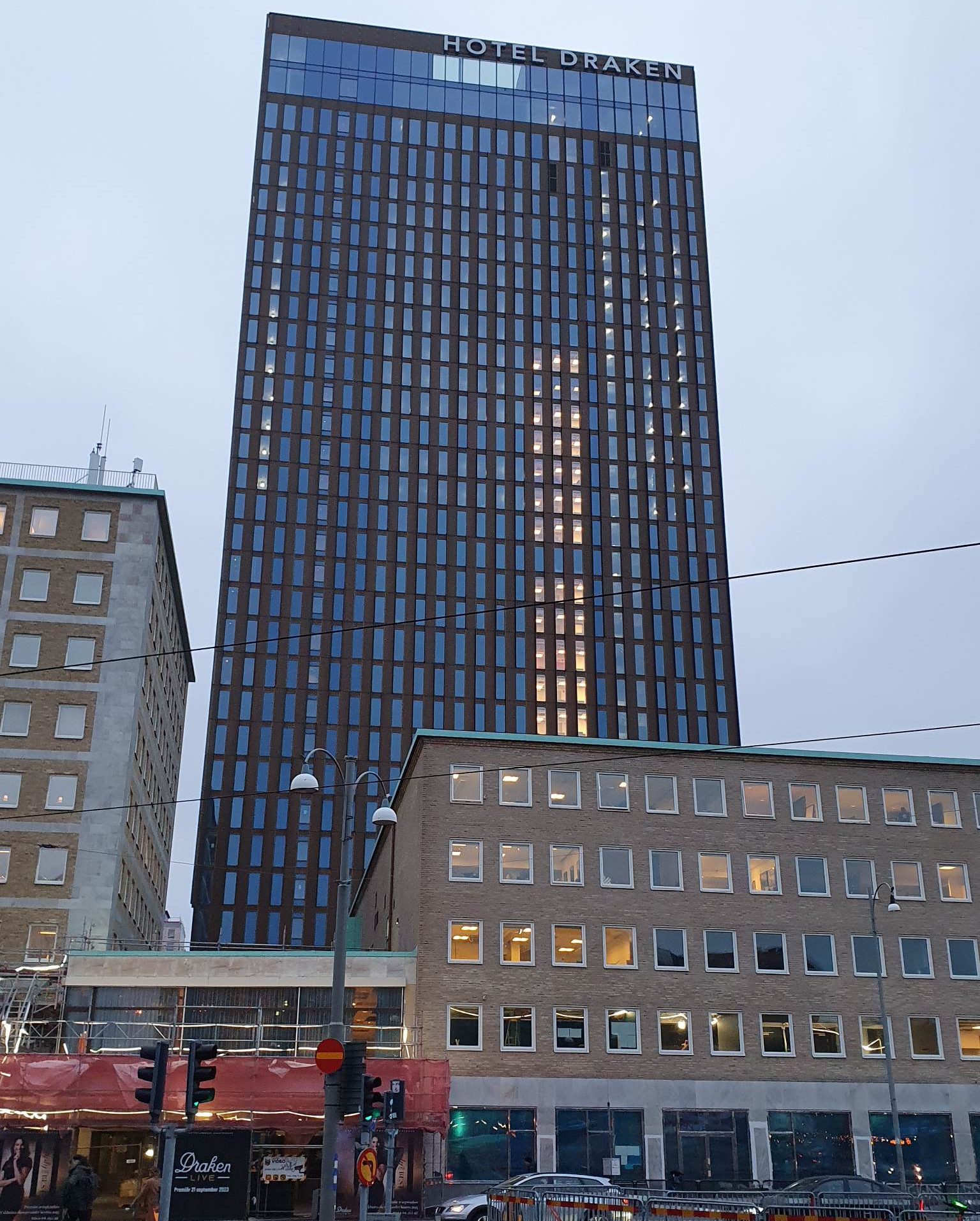 Rösta på hotell Draken om du anser att Göteborgs fulaste hotell förtjänar Kasper Kalkon-priset 2023! ! Foto: Mats Savolainen