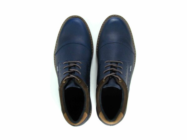 Zapatos en cuero con cordones para hombre