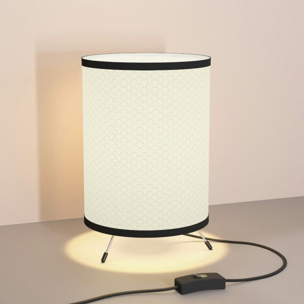 Tripod Lamp with High-Res