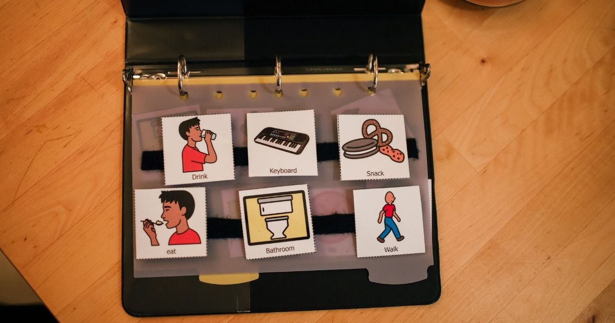 Visual aids and personalised visual supports