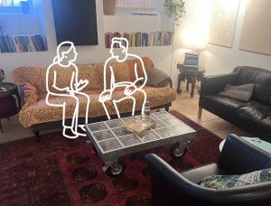 Par i sofa til parterapi hos Asger Johannes Steenholdt - Psykoterapeut mpf