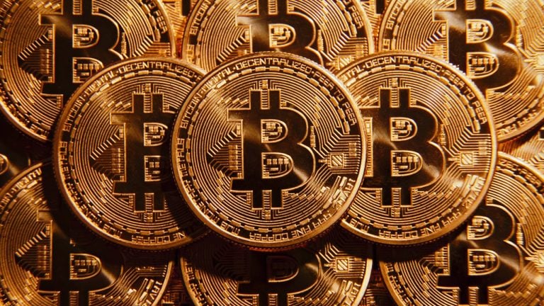 Bitcoin Technical Analysis: Bulls Regain Strength and Rise Toward Upper Resistance Levels 