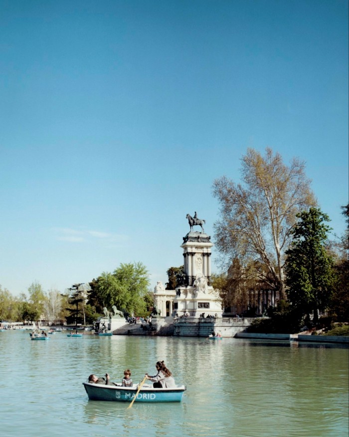 The 30m monument dedicated to the 19th-century Spanish king Alfonso XII on the bank of the lake, at a distance
