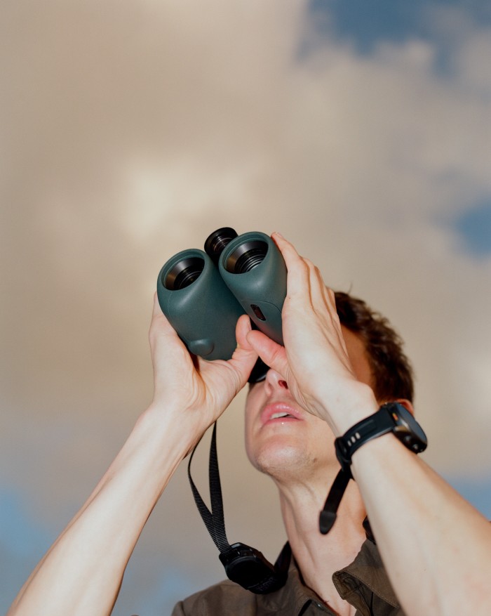The author with Swarovski’s AI-supported binoculars