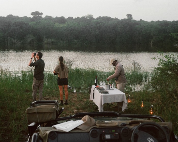 Sundowner cocktails and wildlife spotting overlooking the Mvubu dam