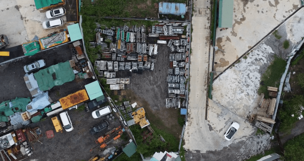 Drone imagery of a Fung Kat Heung storage lot. Photo: Liber Research Community.