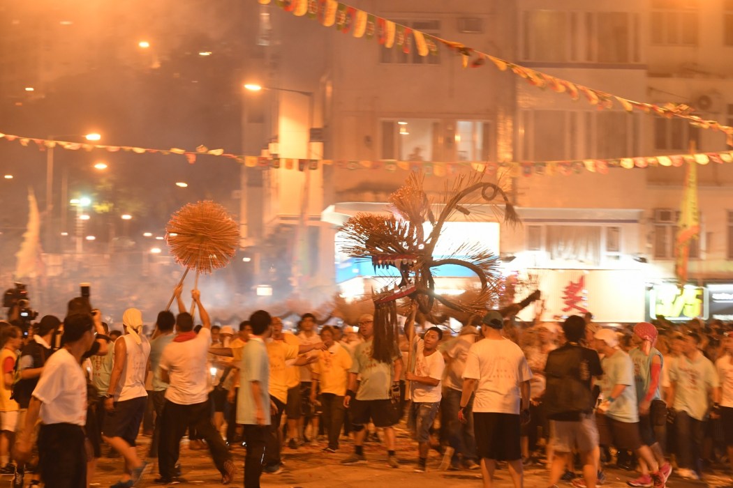 The fire dragon dance at Tai Hang, Hong Kong, on January 23, 2018. Photo: GovHK>