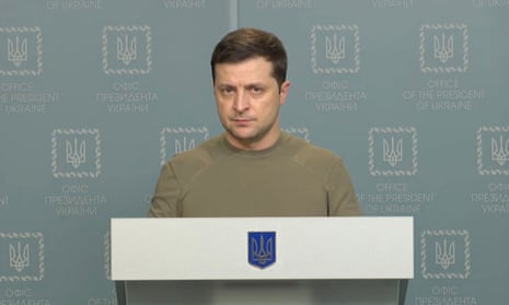 Ukrainian President Volodymyr Zelenskiy speaks at a news briefing in Ukraine, 24 February 2022.